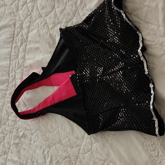 Stunning, 3 piece Glitzy dance costume - Picture 6 of 9